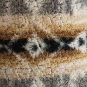 Meet your Posher, Elisa